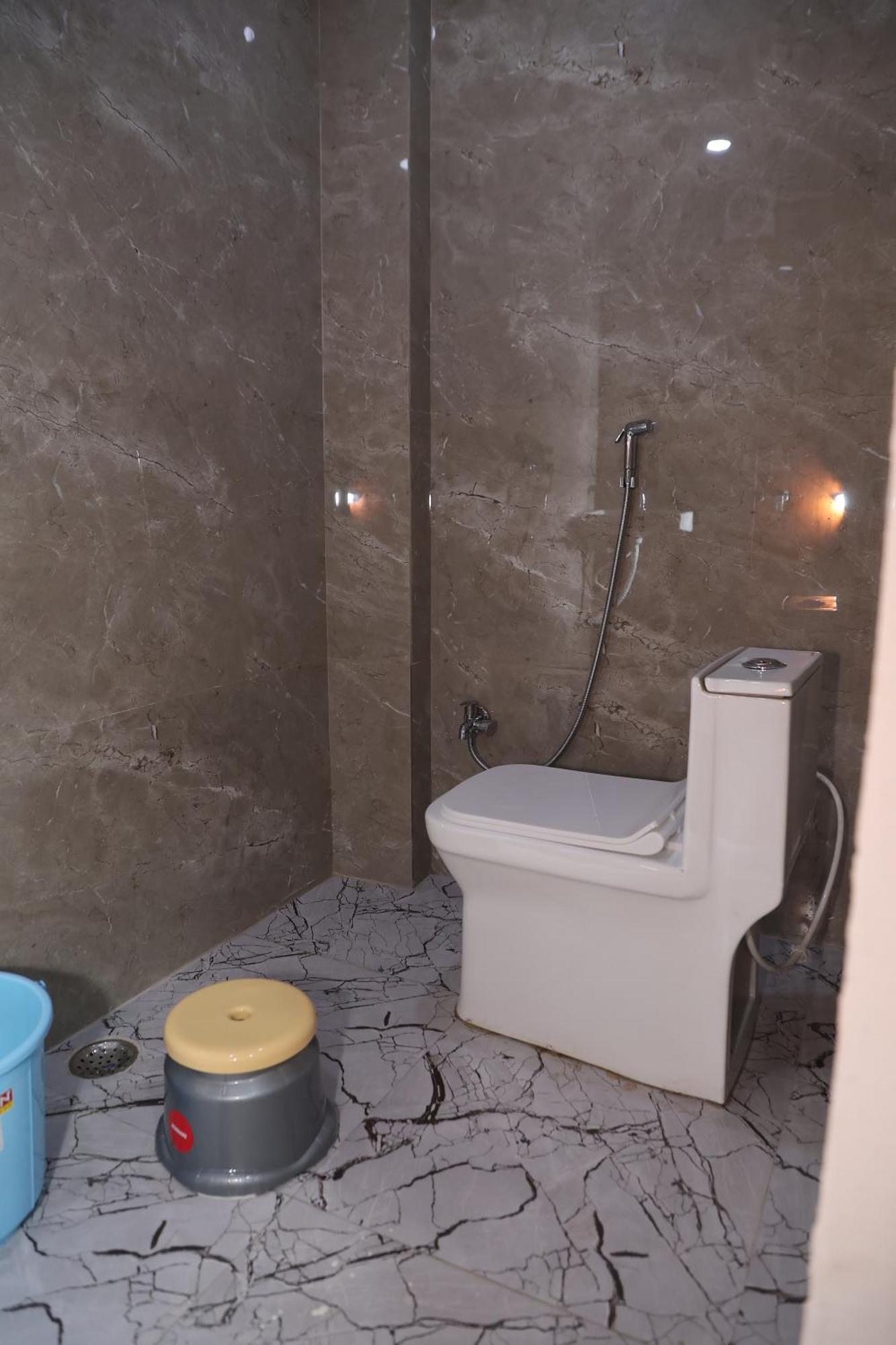 Hotel Somnath Inn Ujjain Rum bild